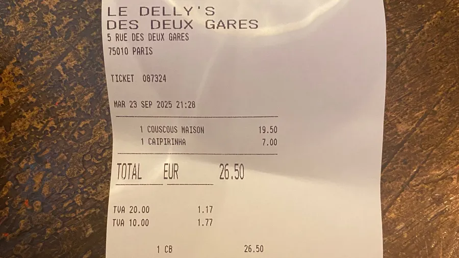 Café receipt: couscous and caipirinha, 26.50